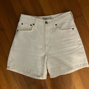 Abercrombie high rise Dad short